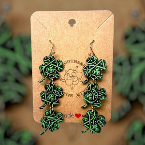 Four leaf clover dangle earring